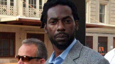 Buju in suit