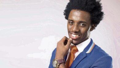 Romain virgo photo