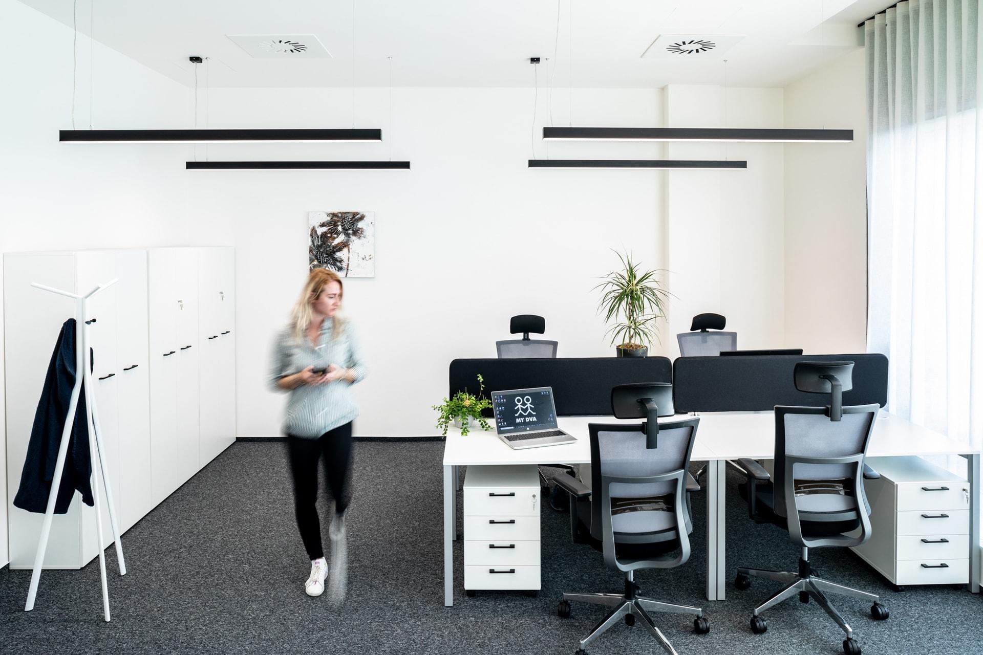Klientské centrum a kanceláře Bidli Bydli Brno 027 a web