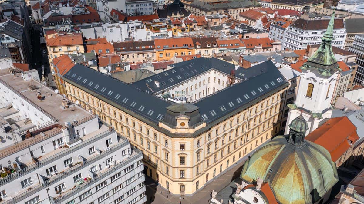 Poštovská House skvost